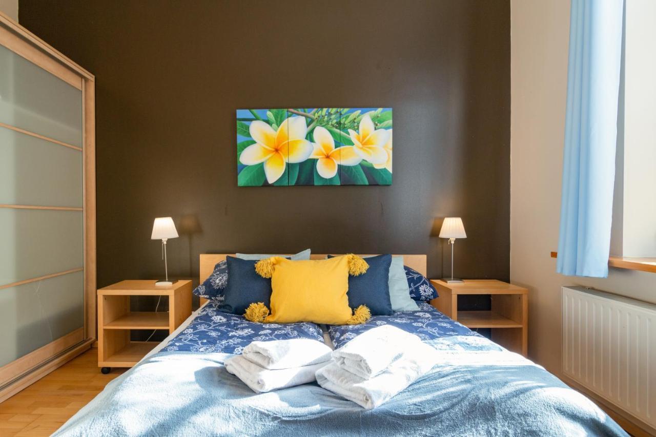 House Of Frida Apartment Krakow Luaran gambar